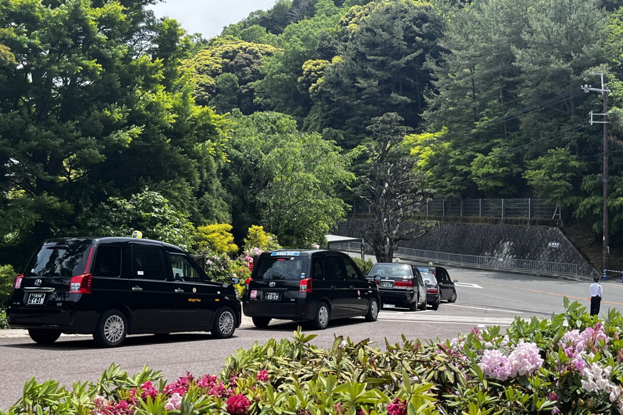 箕面営業所写真